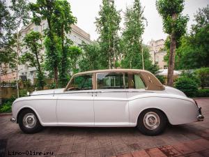    Rolls-Royce Phantom V Limousine